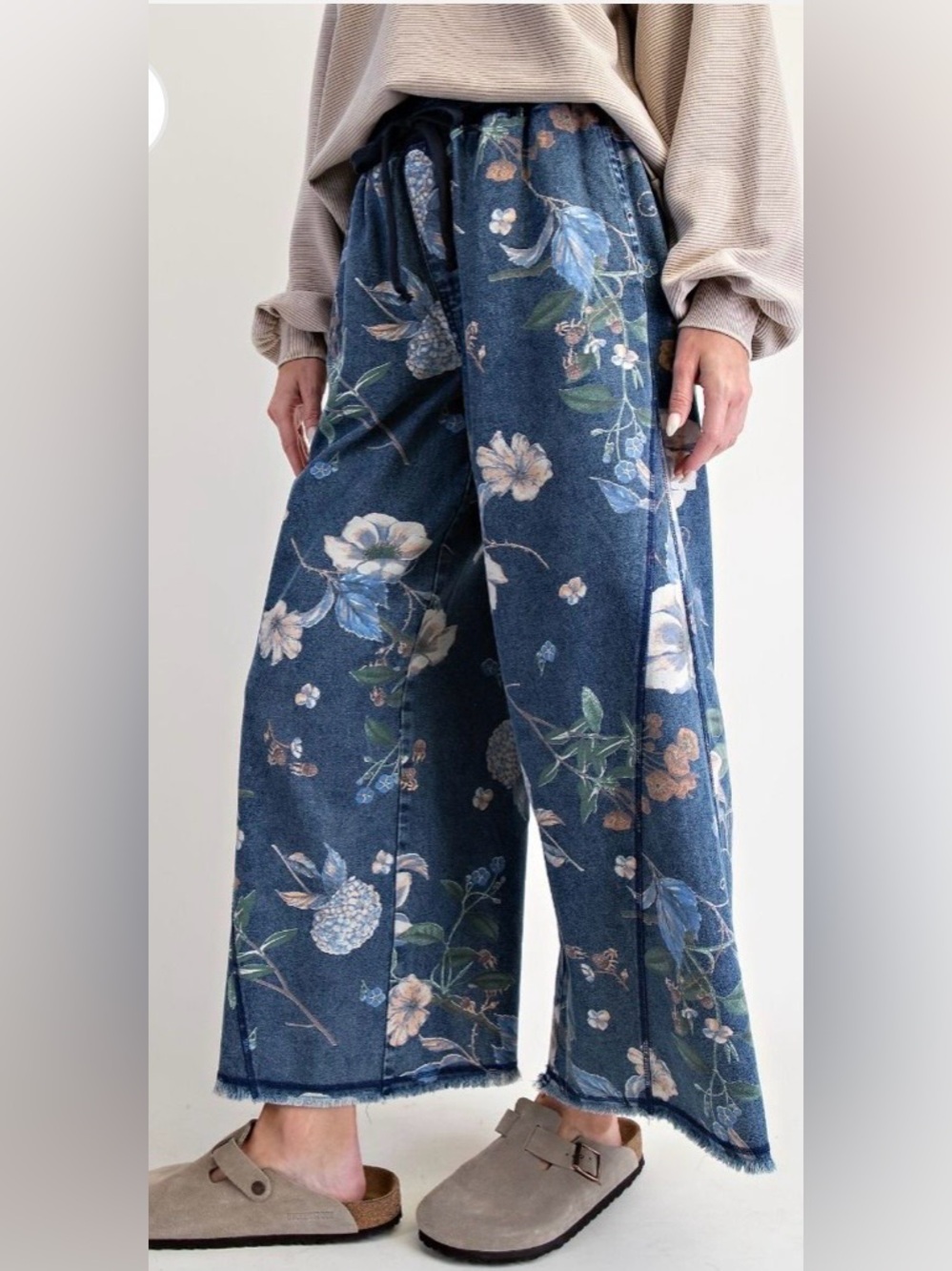 NWT Sage and Fig Floral Wide Leg| drawstring raw hem denim pants sz M
